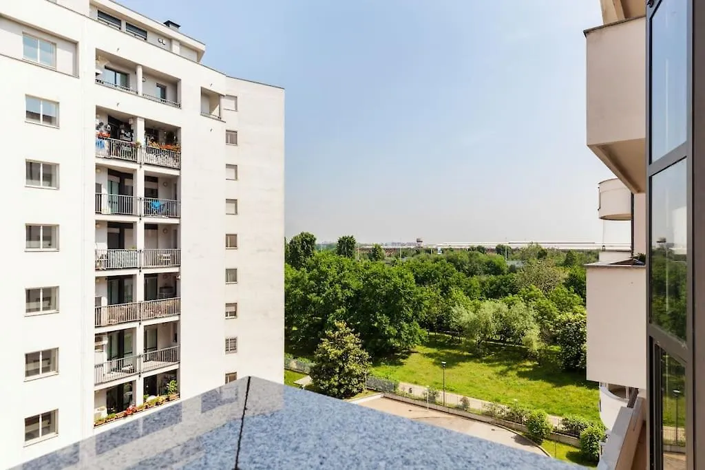 Milano Lambrate Charming Suite Vicino A Aeroporto Linate Metro4 E Ospedale San Raffaele Milan